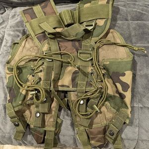 Camouflage Army Vest